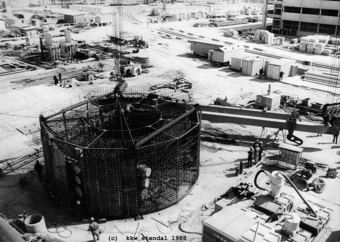  AKW/KKW Stendal 1988, Blick auf die Schutzhlle fr den Reaktordruckbehälter 