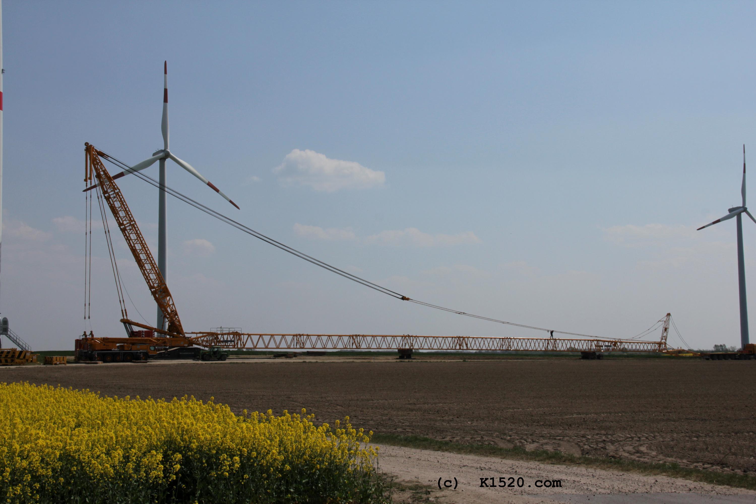 Reparatur Windräder im Windpark Arneburg/Elbe 04/2020,
  Kraneinsatz